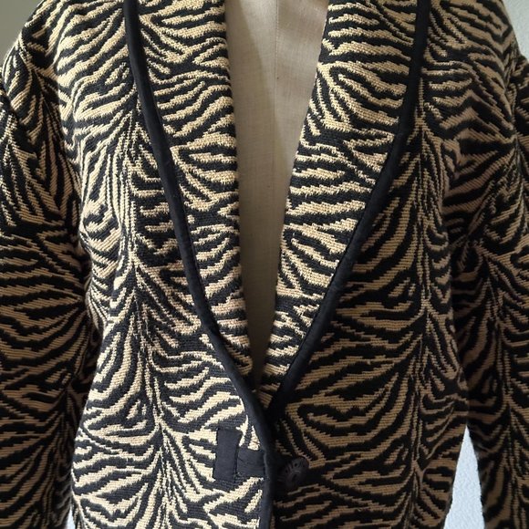 Vintage Zebra Tapestry Cropped Jacket Flashback - Picture 5 of 10
